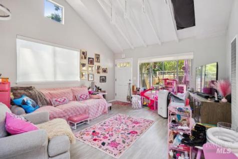 829 San Anselmo Avenue San Anselmo CA 94960