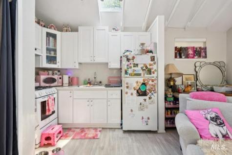 829 San Anselmo Avenue San Anselmo CA 94960