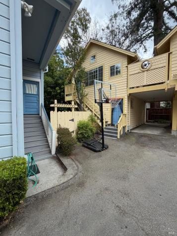 829 San Anselmo Avenue San Anselmo CA 94960
