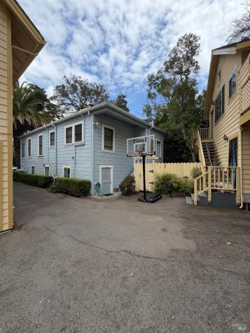 829 San Anselmo Avenue San Anselmo CA 94960