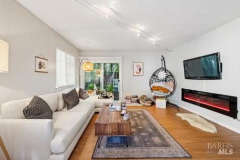 829 San Anselmo Avenue San Anselmo CA 94960