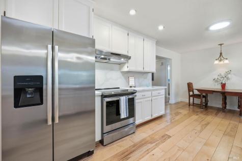 180-178 Barrio Way Windsor CA 95492