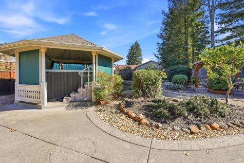 180-178 Barrio Way Windsor CA 95492