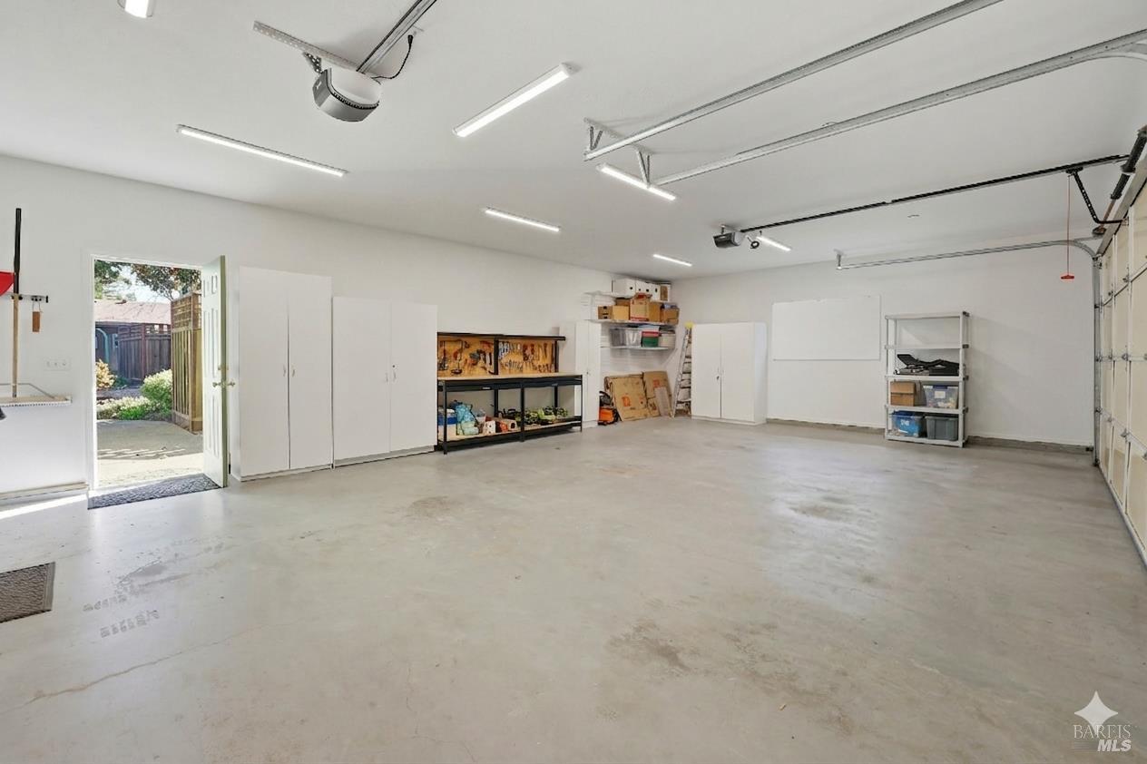 180-178 Barrio Way Windsor CA 95492
