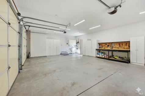 180-178 Barrio Way Windsor CA 95492