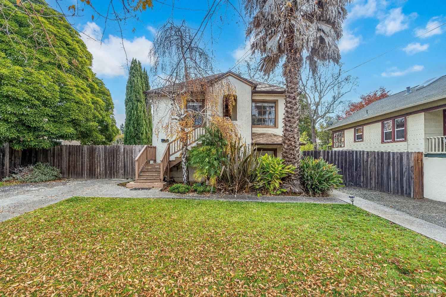 232 Coombs Street Napa CA 94559