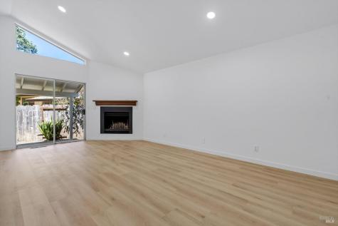 1821-1825 Mission Boulevard Santa Rosa CA 95409