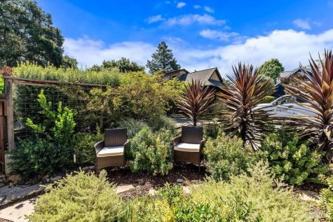 327-329 Plaza Street Healdsburg CA 95448