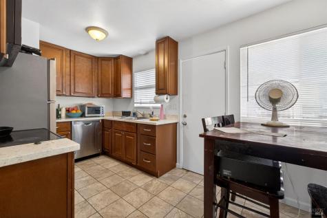 600 Pacific Avenue Santa Rosa CA 95404