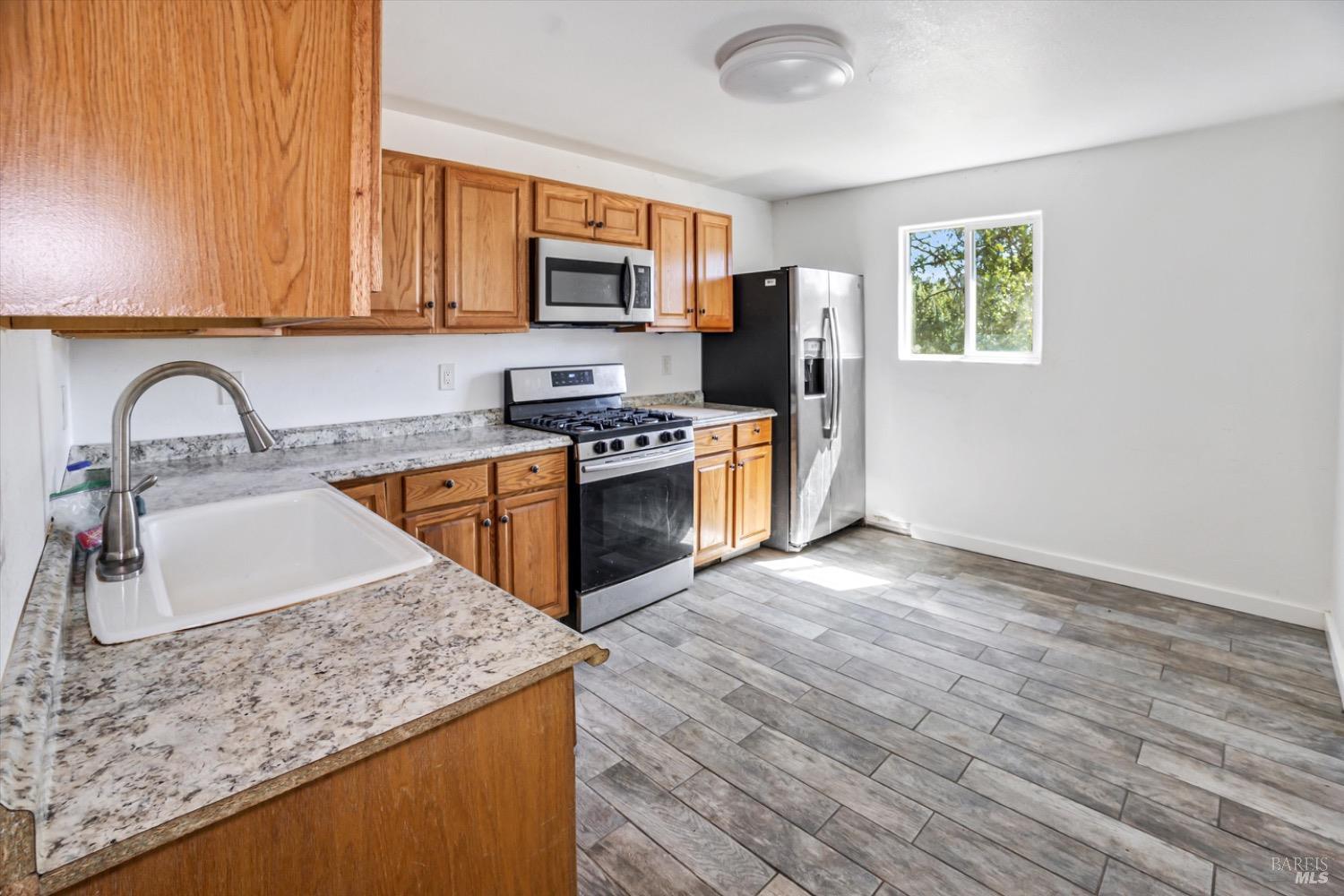 31211 NE Highway 128 Highway Cloverdale CA 95425