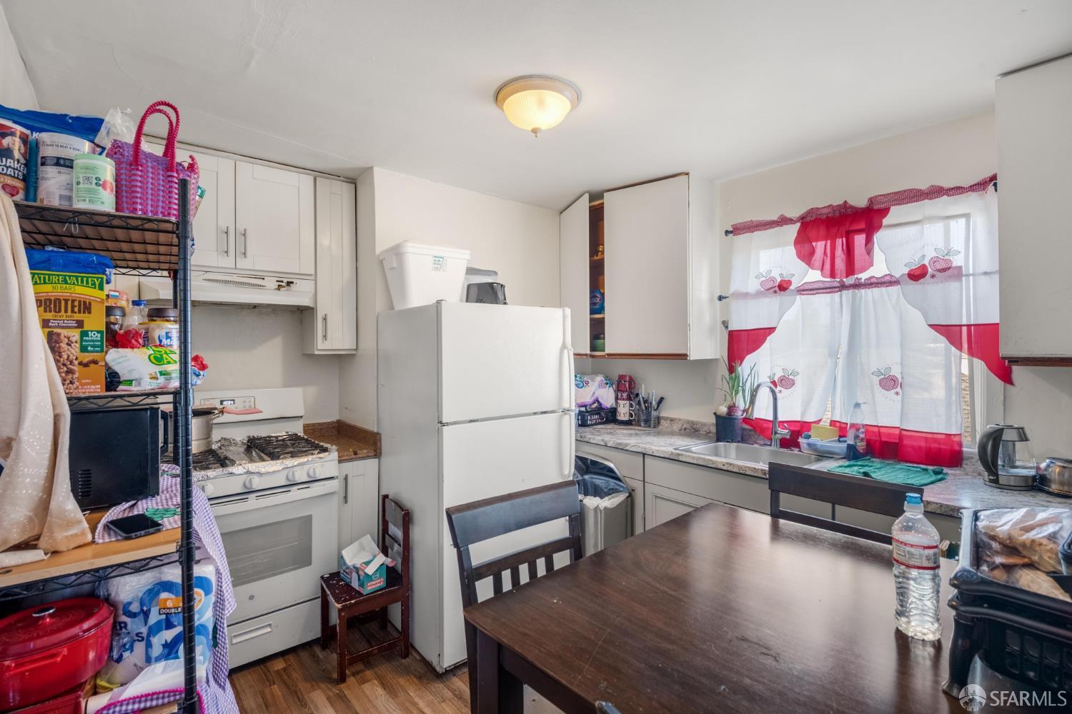 736 Cedar Street Redwood City CA 94063