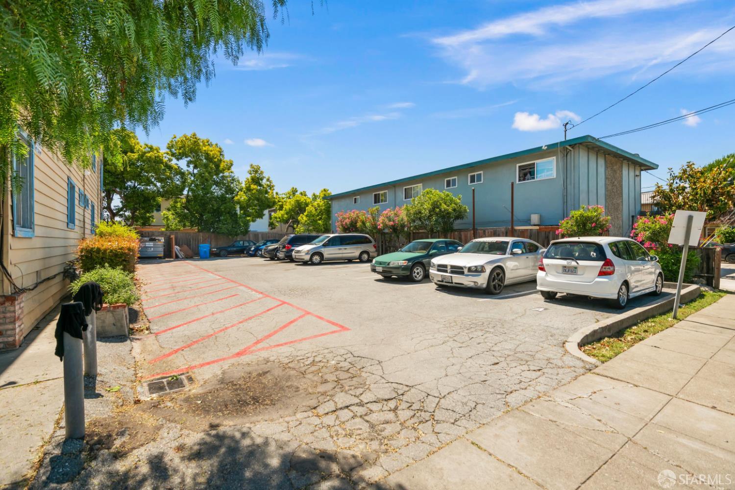 736 Cedar Street Redwood City CA 94063