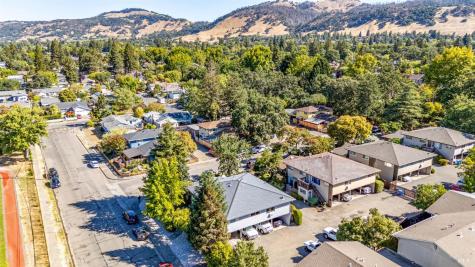 5020 Roma Street Santa Rosa CA 95409
