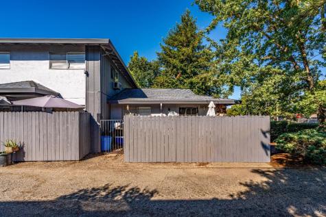 5020 Roma Street Santa Rosa CA 95409