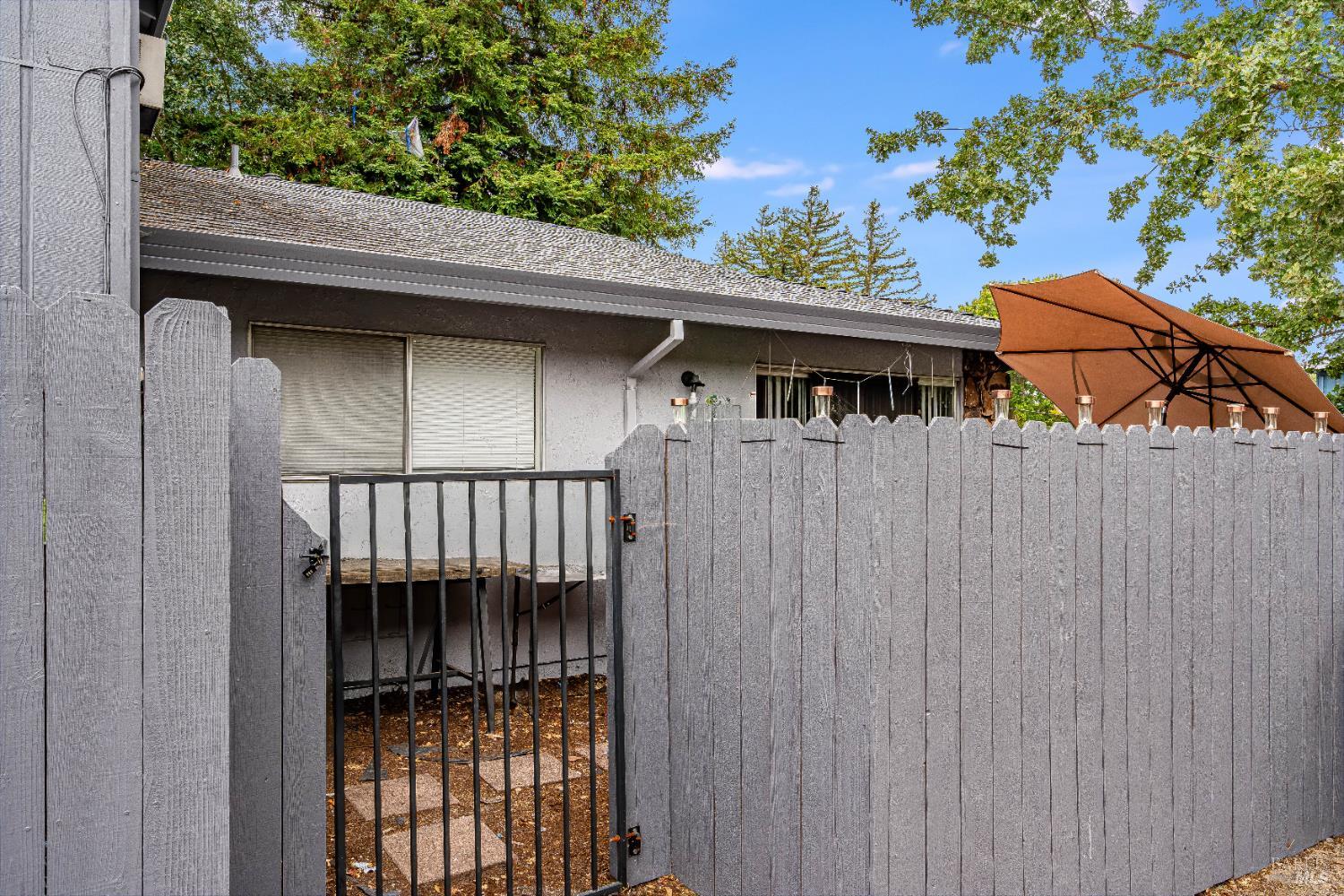 5020 Roma Street Santa Rosa CA 95409