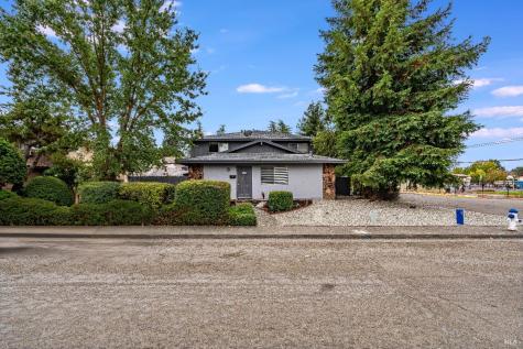 5020 Roma Street Santa Rosa CA 95409