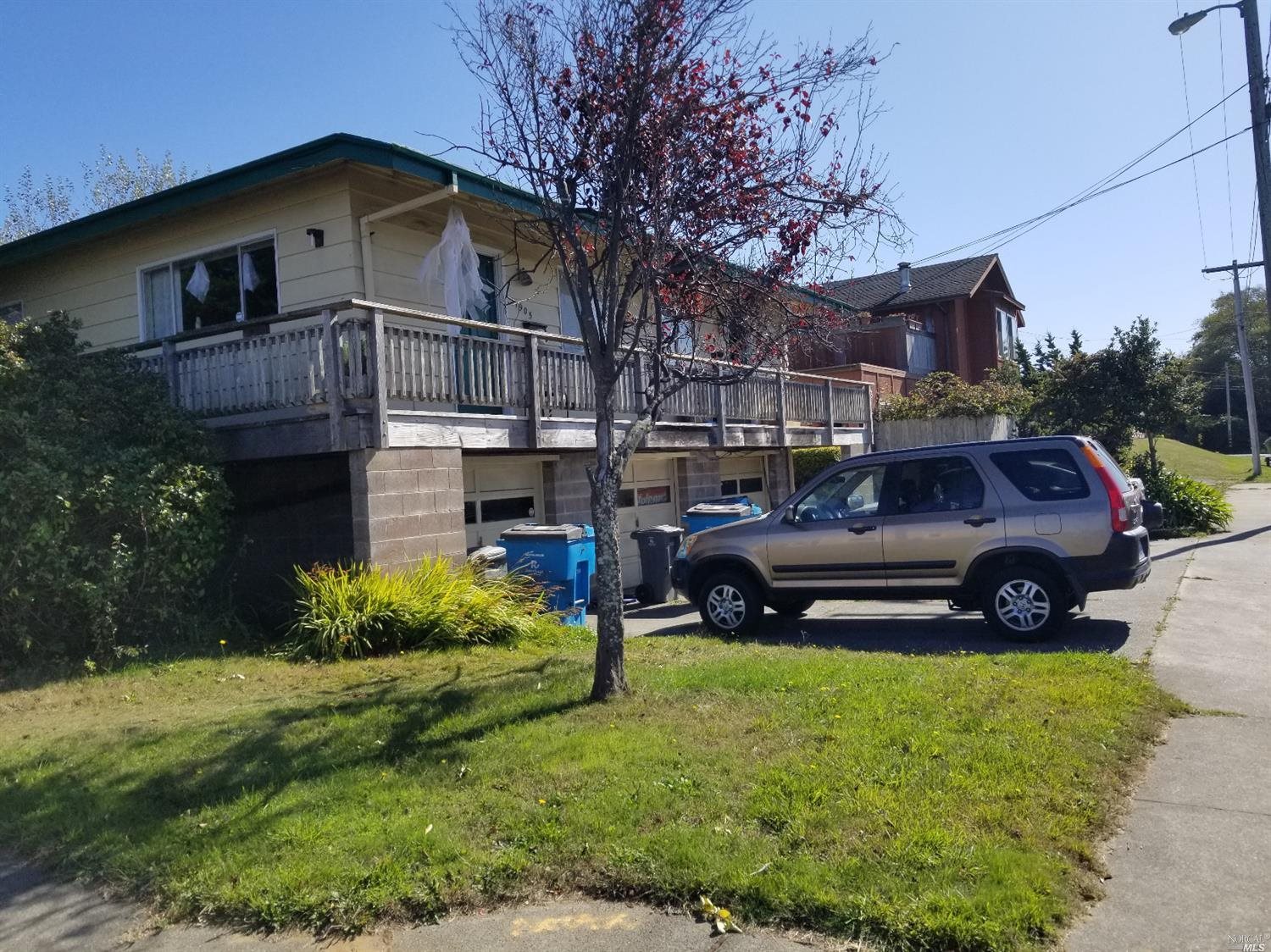 1915 Lowell Street Eureka CA 95501