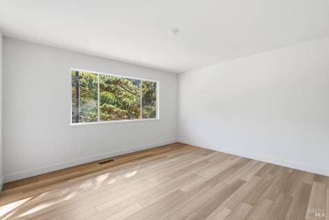 105-107 Elizabeth Way San Rafael CA 94901
