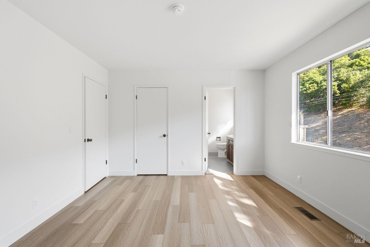 105-107 Elizabeth Way San Rafael CA 94901