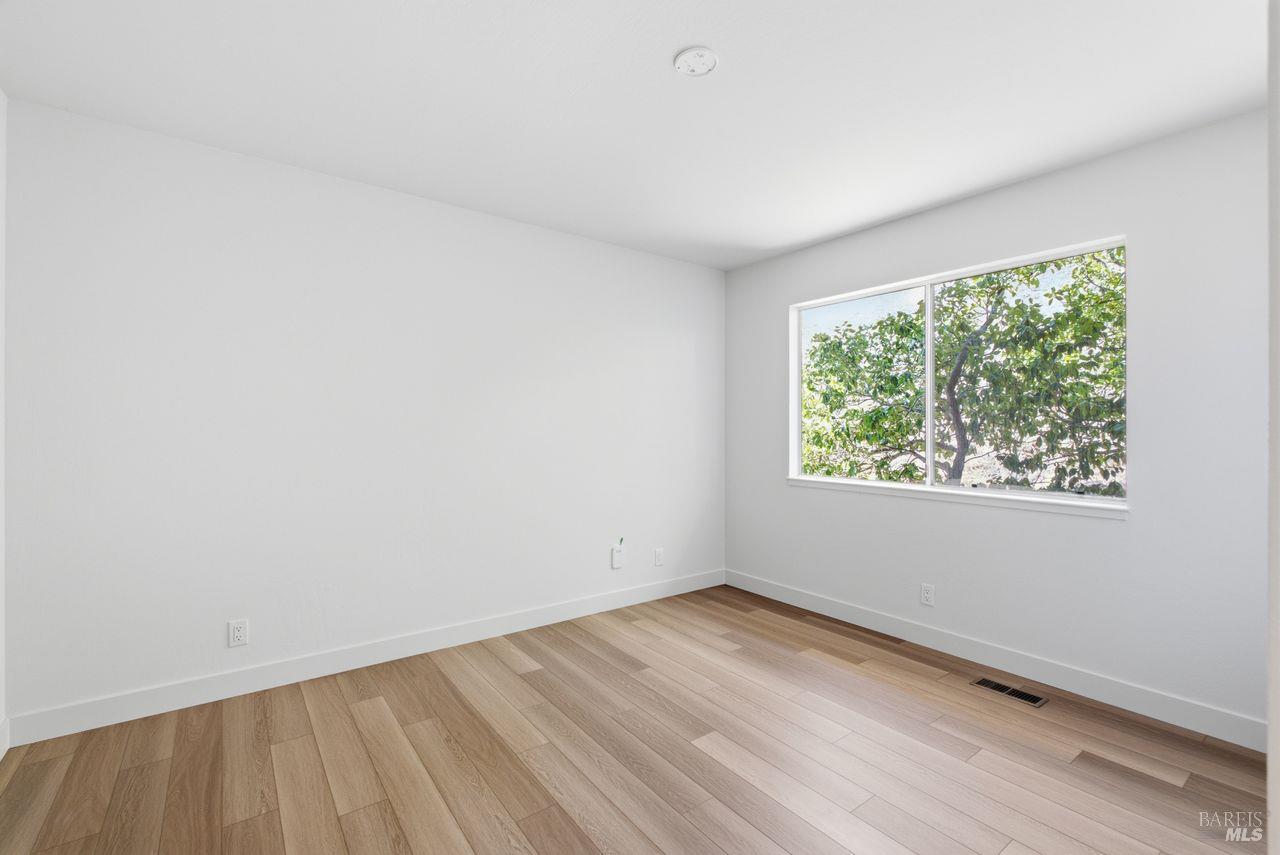 105-107 Elizabeth Way San Rafael CA 94901
