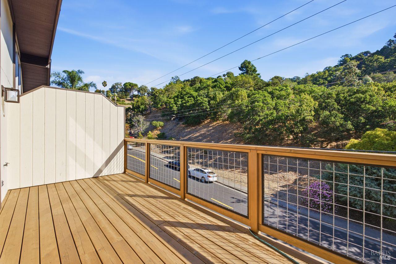 105-107 Elizabeth Way San Rafael CA 94901