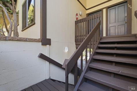 105-107 Elizabeth Way San Rafael CA 94901