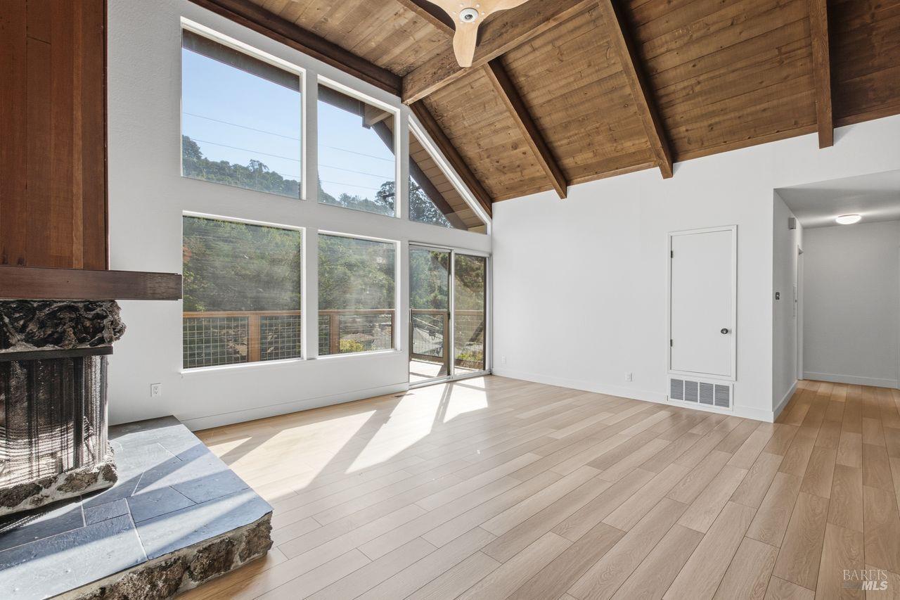 105-107 Elizabeth Way San Rafael CA 94901