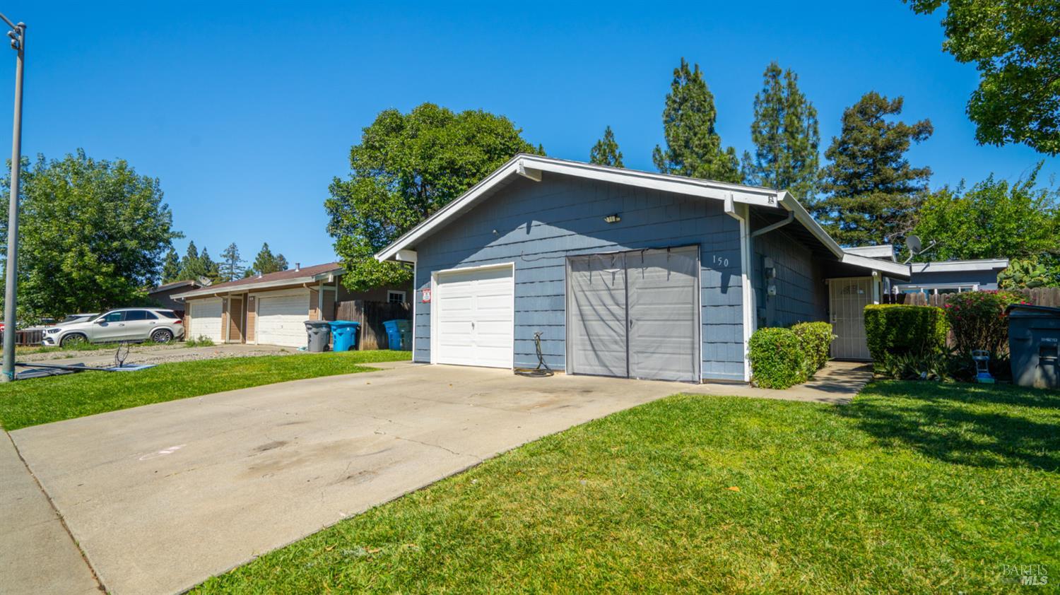148 Woodbury Circle Vacaville CA 95687