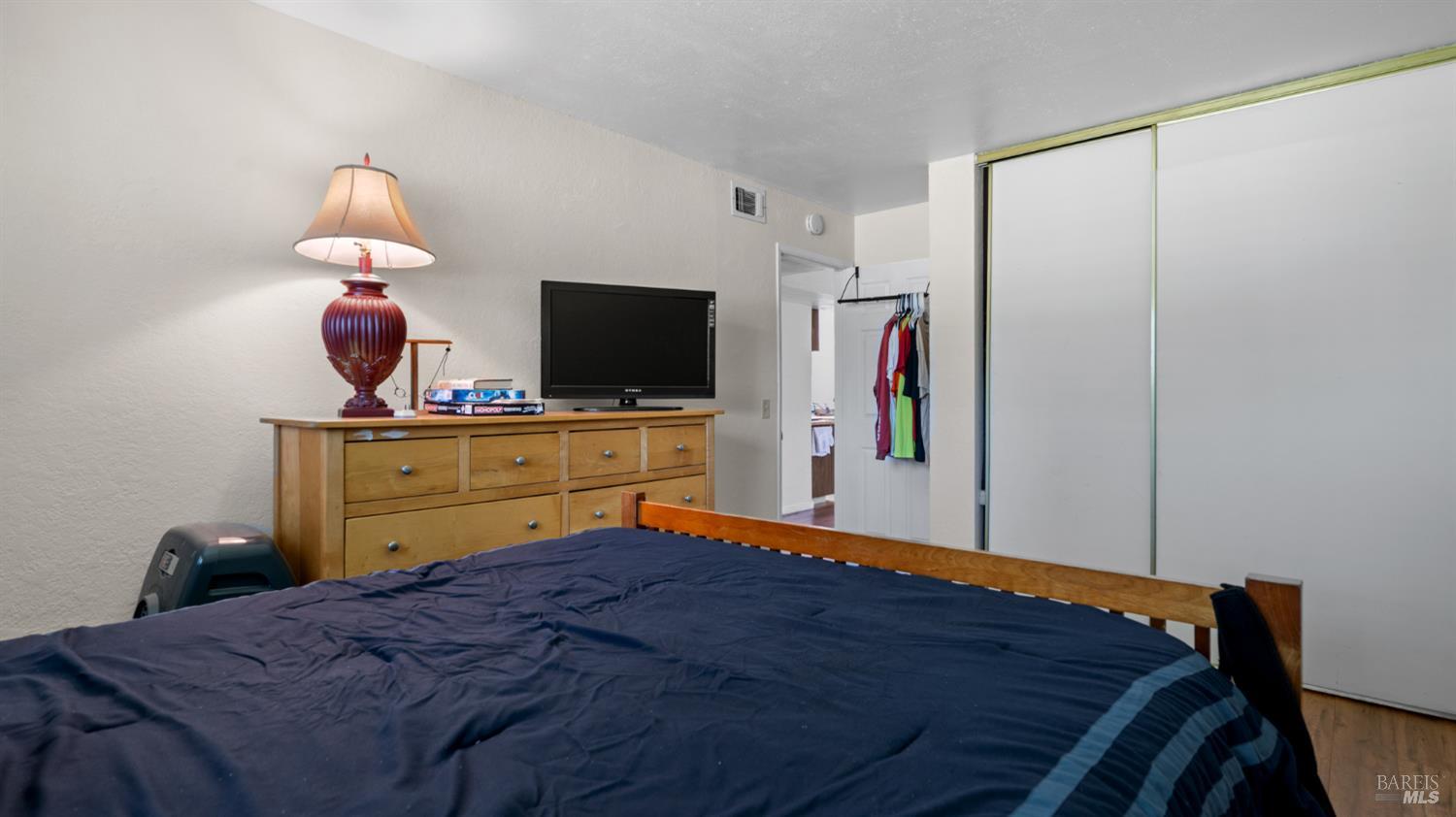 148 Woodbury Circle Vacaville CA 95687