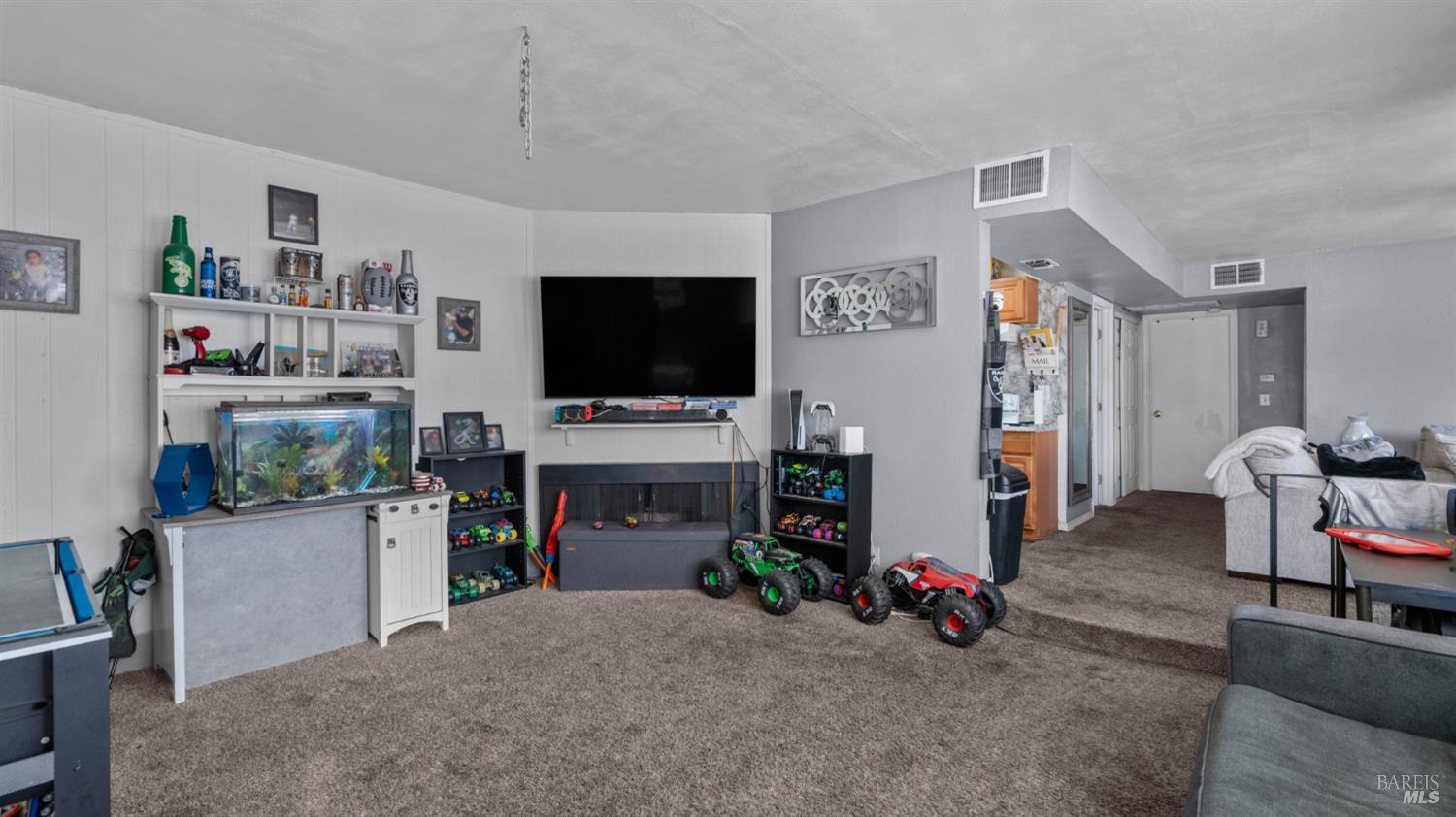 148 Woodbury Circle Vacaville CA 95687