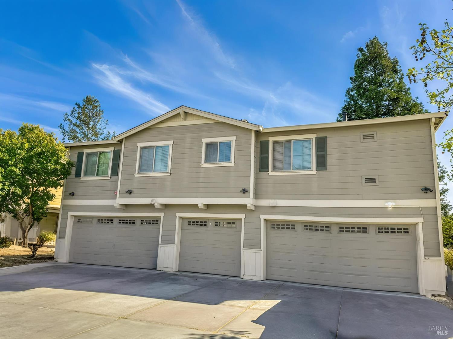 2476-2480 Avignon Circle Santa Rosa CA 95403