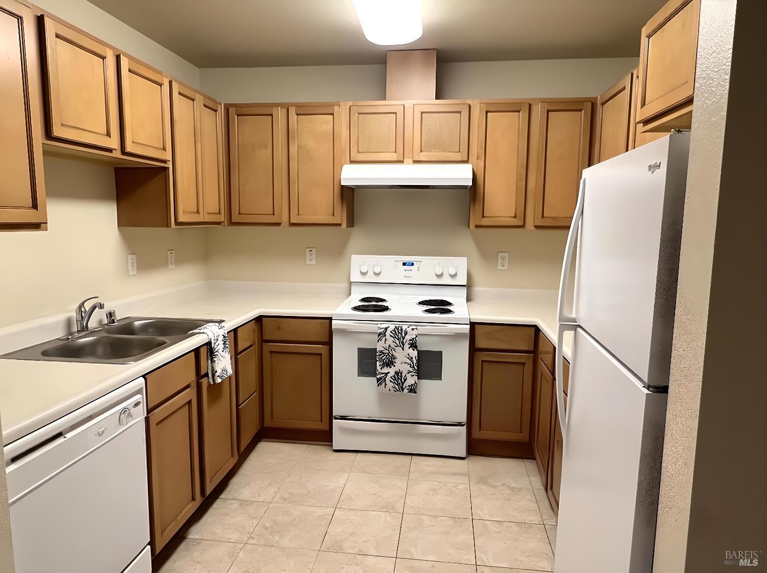 2476-2480 Avignon Circle Santa Rosa CA 95403