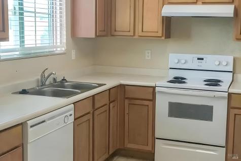 2476-2480 Avignon Circle Santa Rosa CA 95403