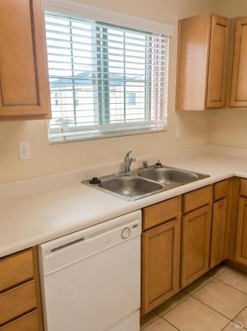 2476-2480 Avignon Circle Santa Rosa CA 95403