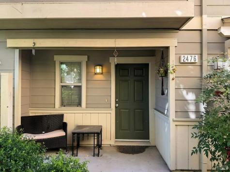 2476-2480 Avignon Circle Santa Rosa CA 95403