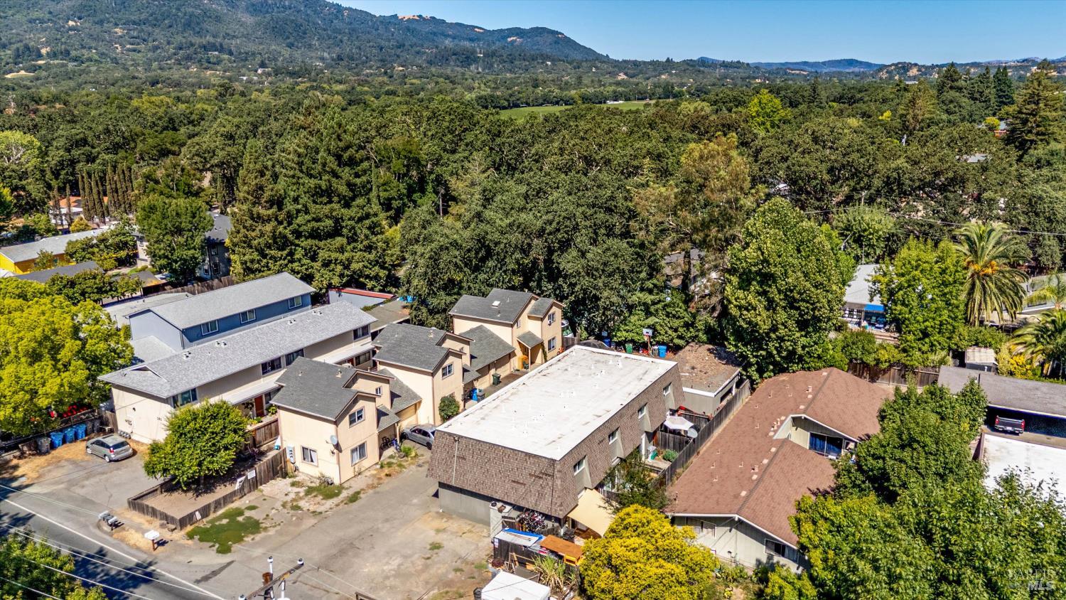 133 W Agua Caliente Road Sonoma CA 95476