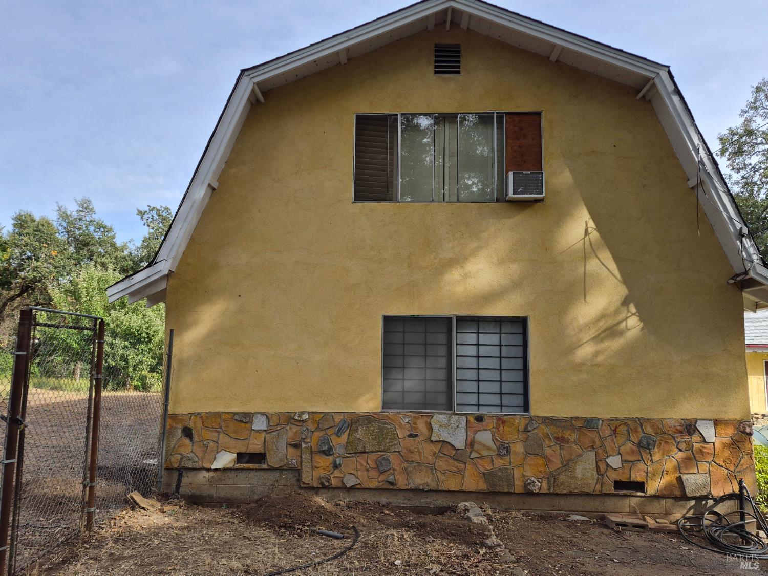 506 White Cottage Road N Angwin CA 94508