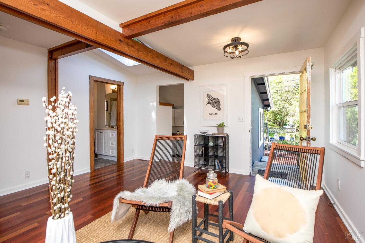 251 W End Avenue San Rafael CA 94901
