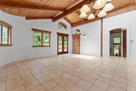 5262 Wikiup Court Santa Rosa CA 95403