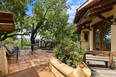 5262 Wikiup Court Santa Rosa CA 95403