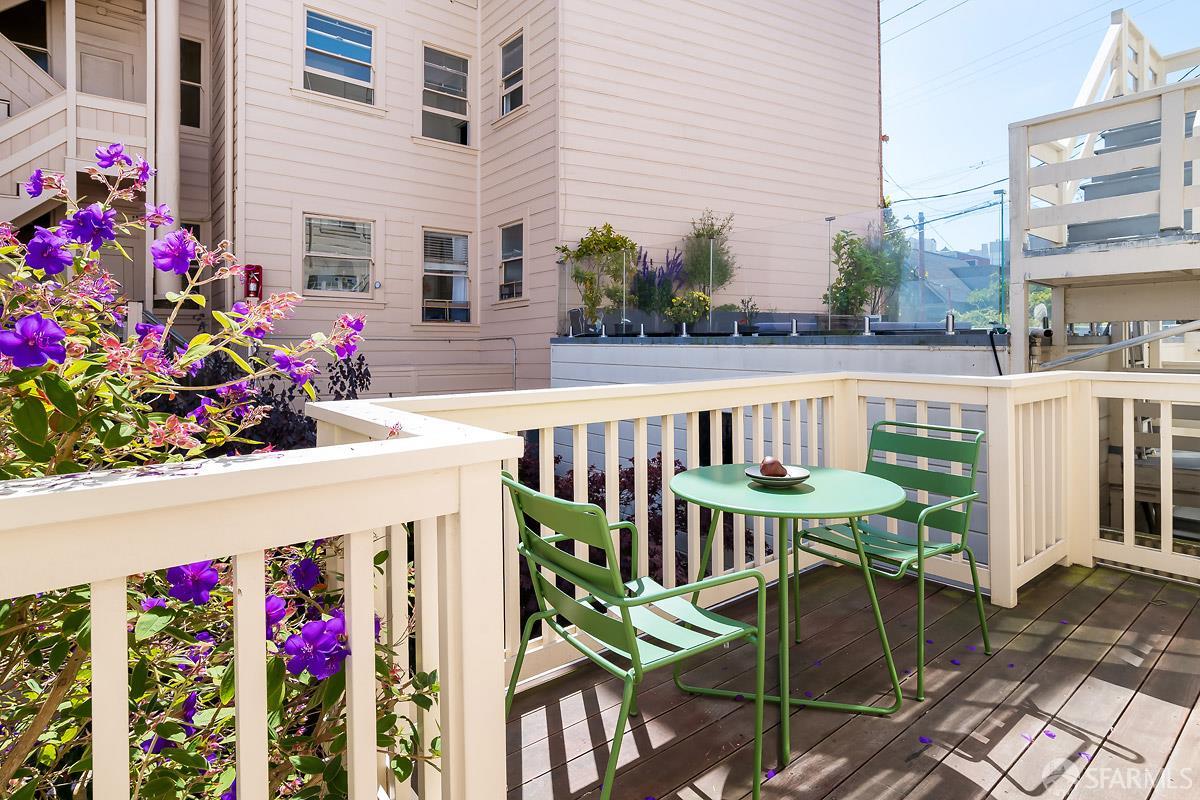 3006-3008 Pierce Street San Francisco CA 94123