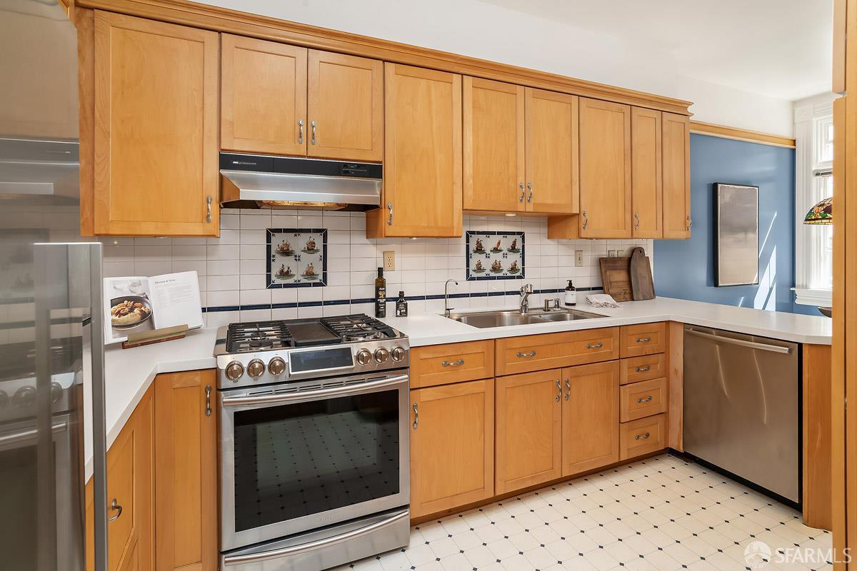 3006-3008 Pierce Street San Francisco CA 94123