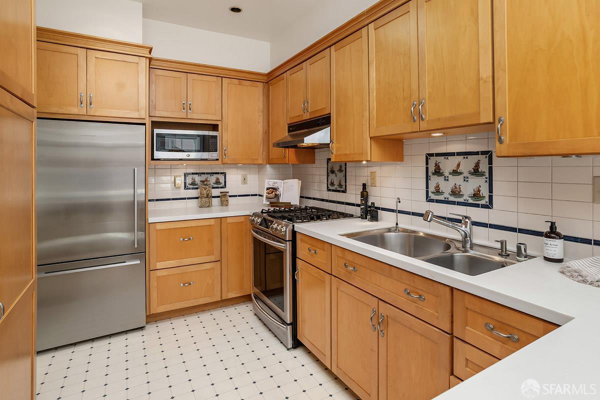 3006-3008 Pierce Street San Francisco CA 94123