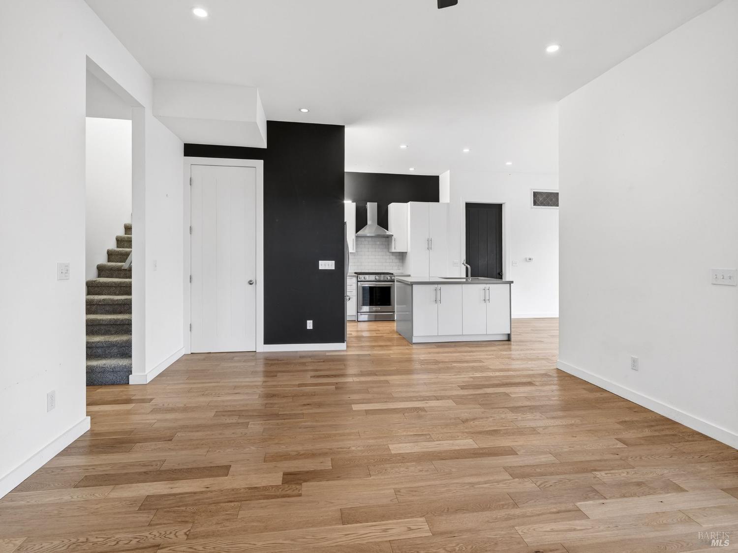540 S Cloverdale Boulevard Cloverdale CA 95425