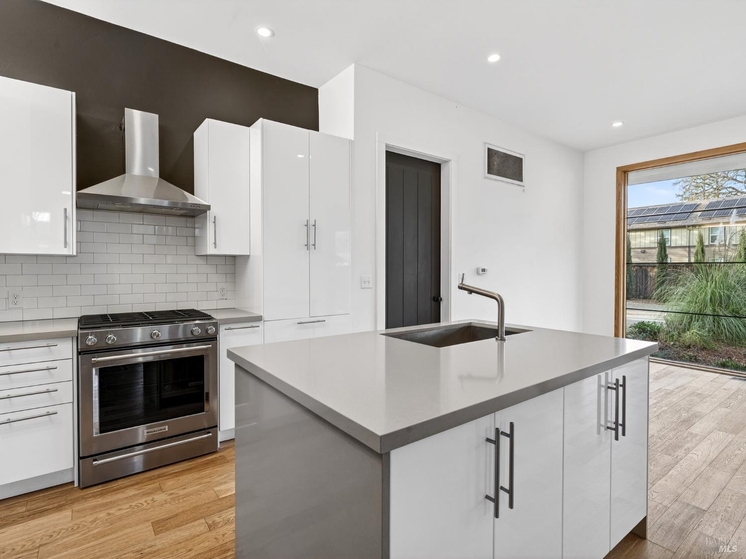 540 S Cloverdale Boulevard Cloverdale CA 95425