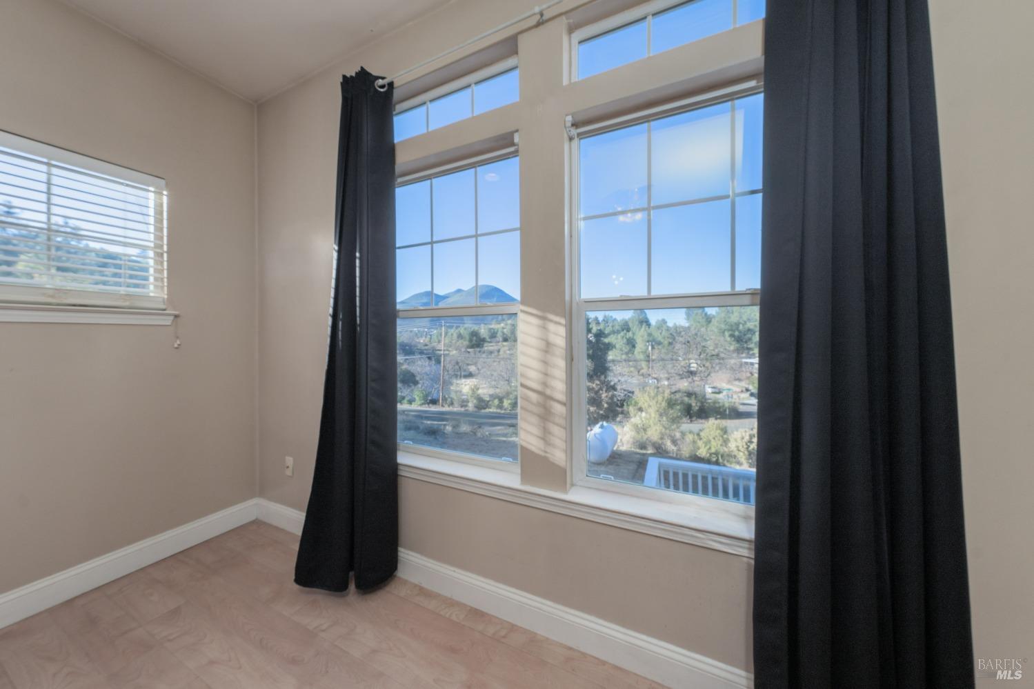 10401 Point Lakeview Road Kelseyville CA 95451