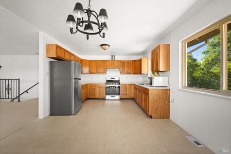 611 Hendley Street Santa Rosa CA 95404