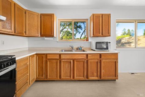 611 Hendley Street Santa Rosa CA 95404