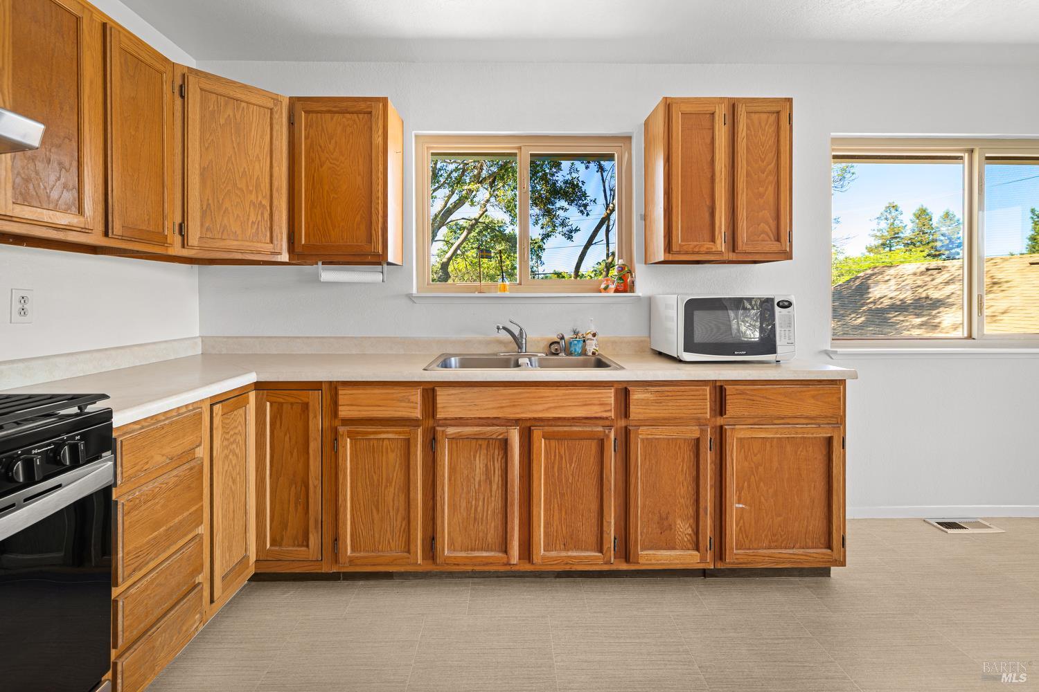 611 Hendley Street Santa Rosa CA 95404