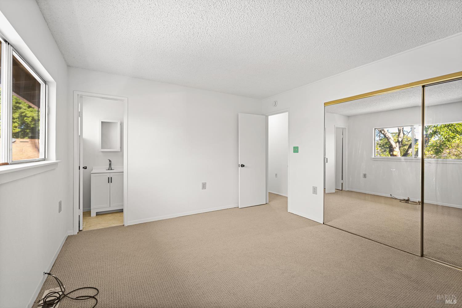 611 Hendley Street Santa Rosa CA 95404